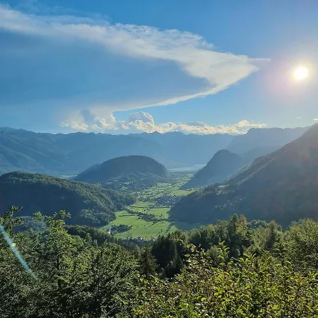 Sweet With Terrace In Triglav National Park 보히니